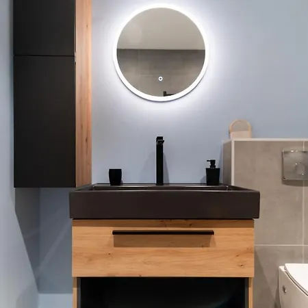 Tom's Luxury Zadar, Branimirova Obala * زادار