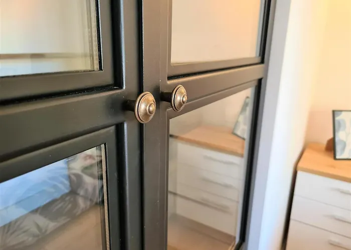 Tom's Luxury Zadar, Branimirova Obala زادار