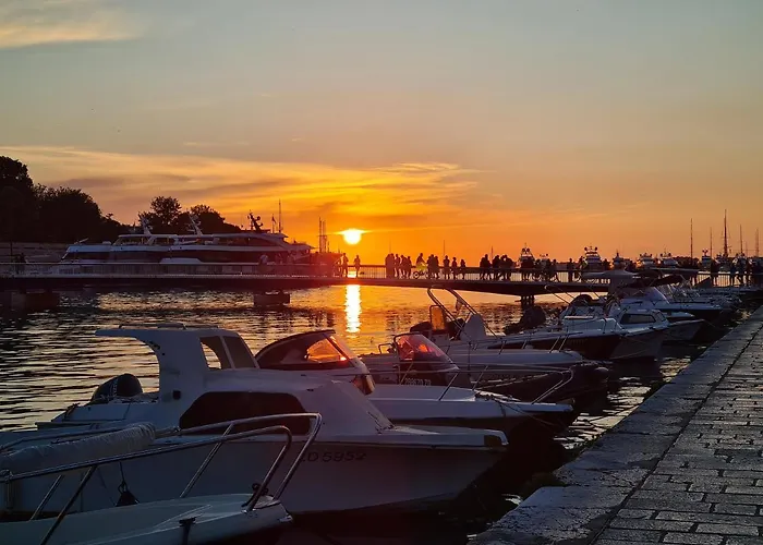 Tom's Luxury Zadar, Branimirova Obala * זאדאר